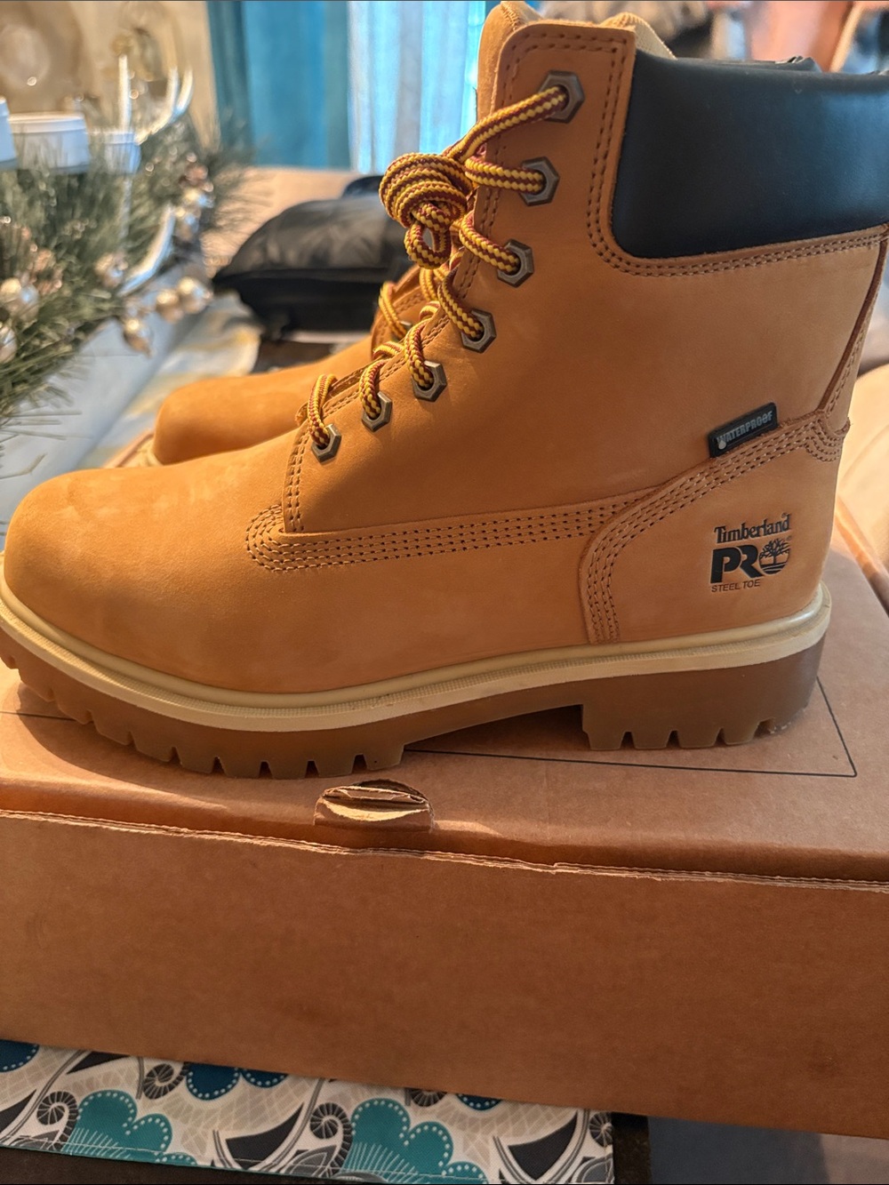 Timberland Men’s Wheat/Tan 6-Inch Classic Work Boots